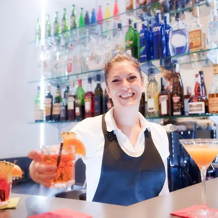 Western Ars Hotel 4*