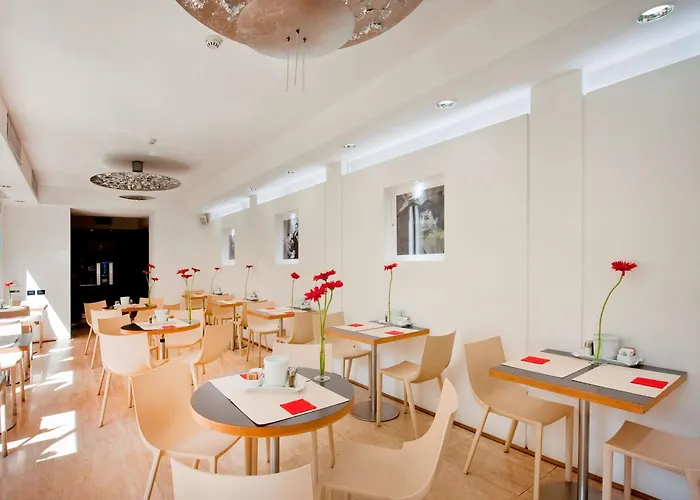 Western Ars Hotel Roma