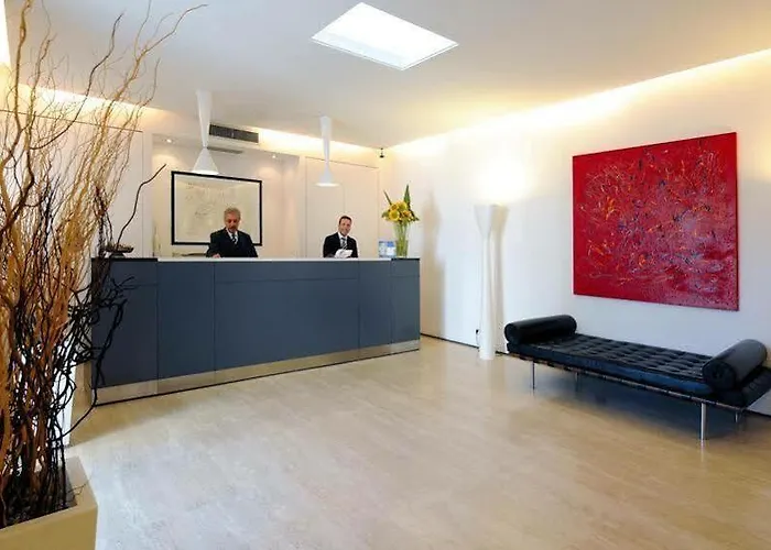 Western Ars Hotel 4*