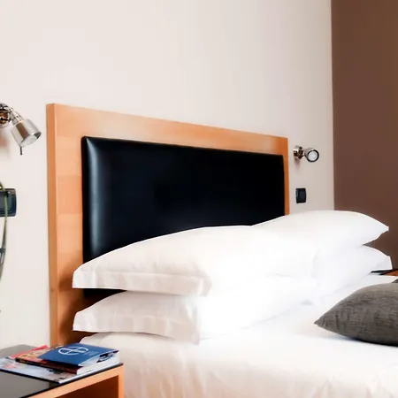 Western Ars Otel Roma