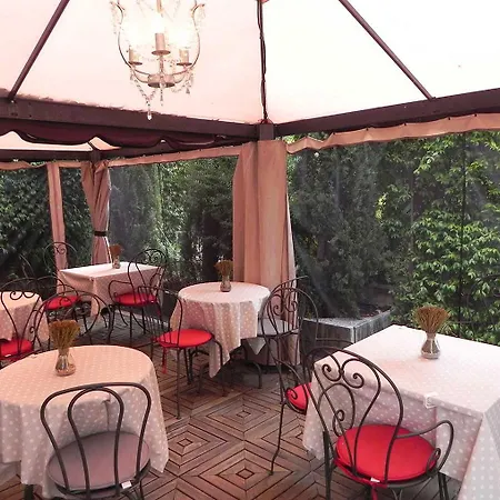Western Ars Otel 4*